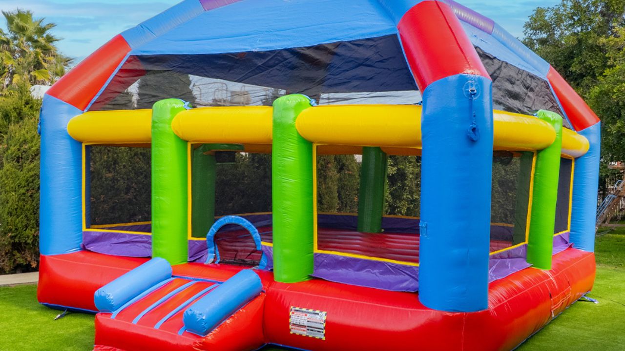 Lightweight Commercial Bounce House Slide Combo: Logistics and Labor Savings