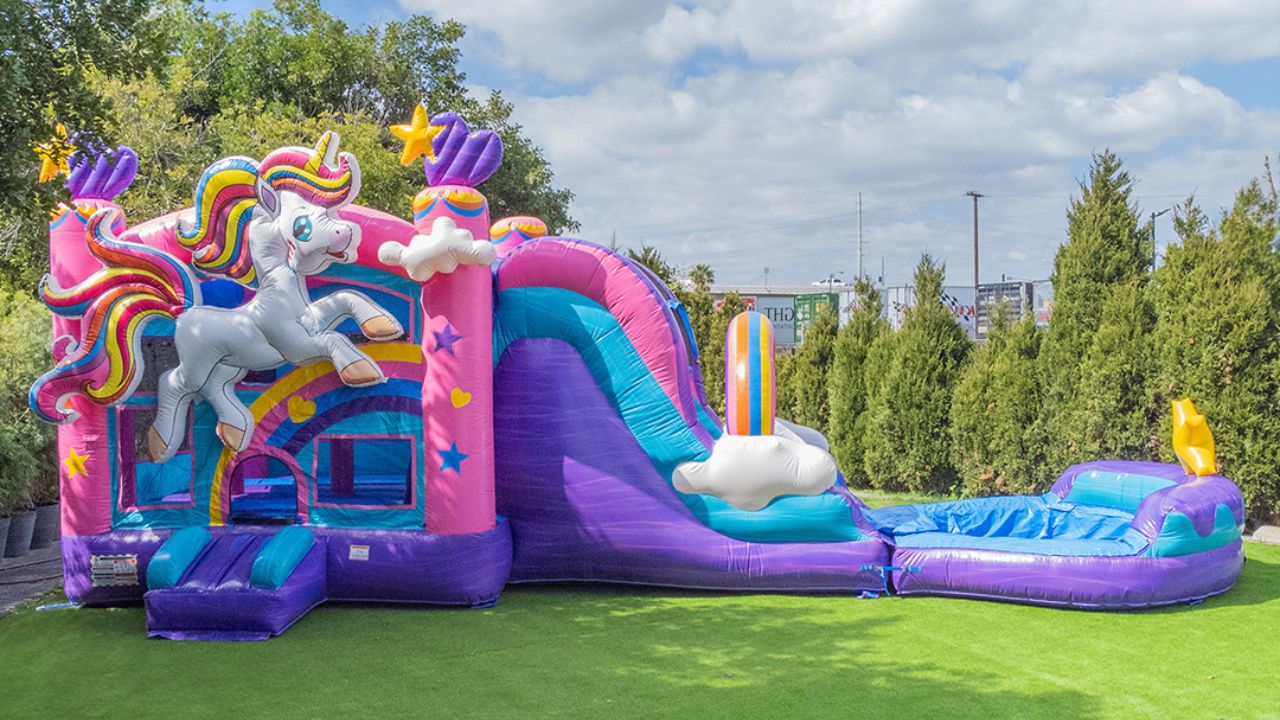 Engineering Lightweight, Durable Commercial Inflatables Guide – XJUMP
